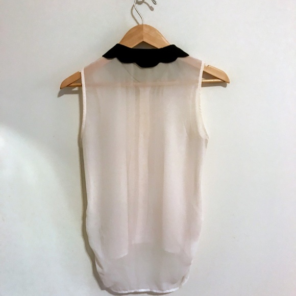 Button Down Shirt with Scallop Collar - Picture 3 of 4